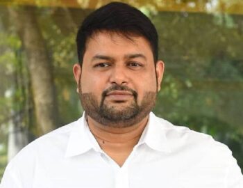 Thaman S