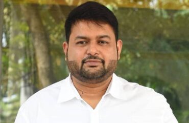 Thaman S